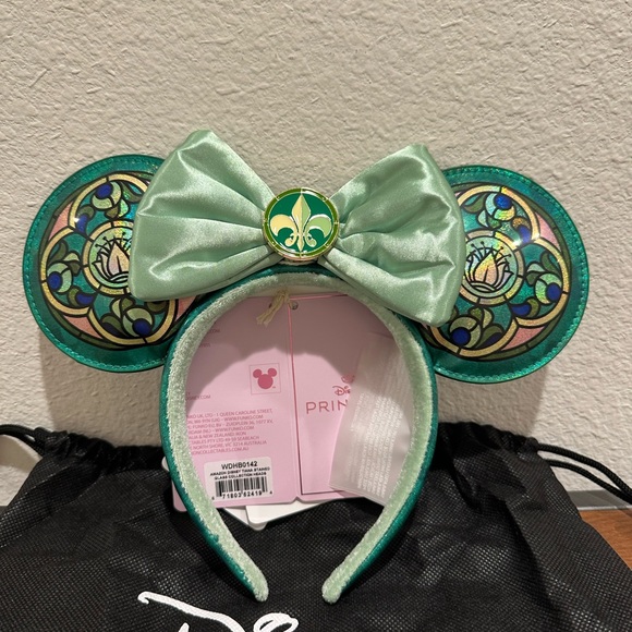 NWT Disney Princess Stained Glass Tiana Green Mini Backpack & Matching Ears - Picture 5 of 12